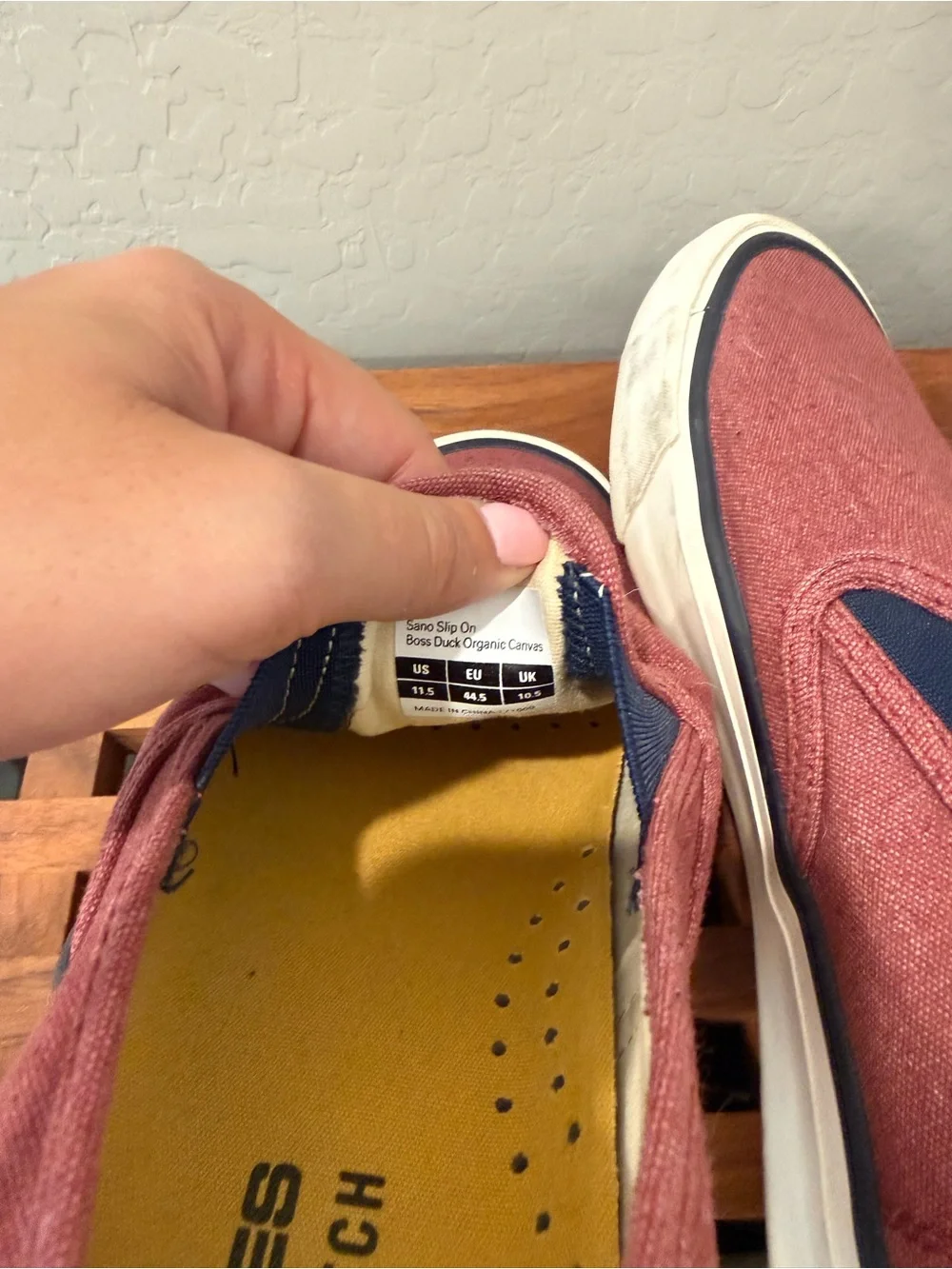 Men's Taylor Stitch Seavee’s Slip-On Shoes in Dusty Rose